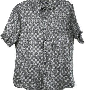 Tasso Elba Shirt Size Medium Hawaiian Floral Print Button Up Short Sleeve Casual